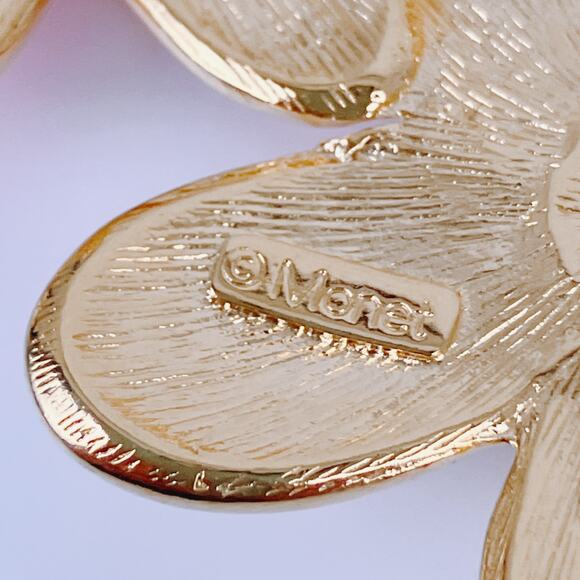 Signed Monet Mod Floral Brooch Earrings Set Gold Tone Enamel Vintage 1960s 1970s - Picture 8 of 12